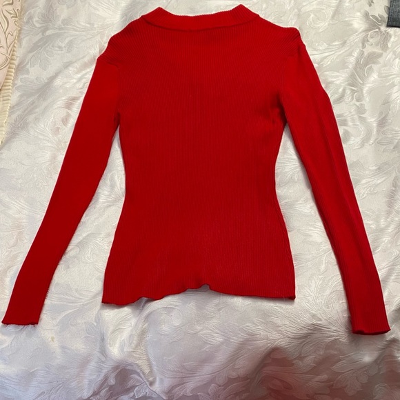 Venus stretchy top size medium - Picture 3 of 5